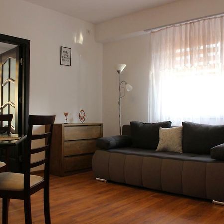 Still Apartament Craiova Luaran gambar