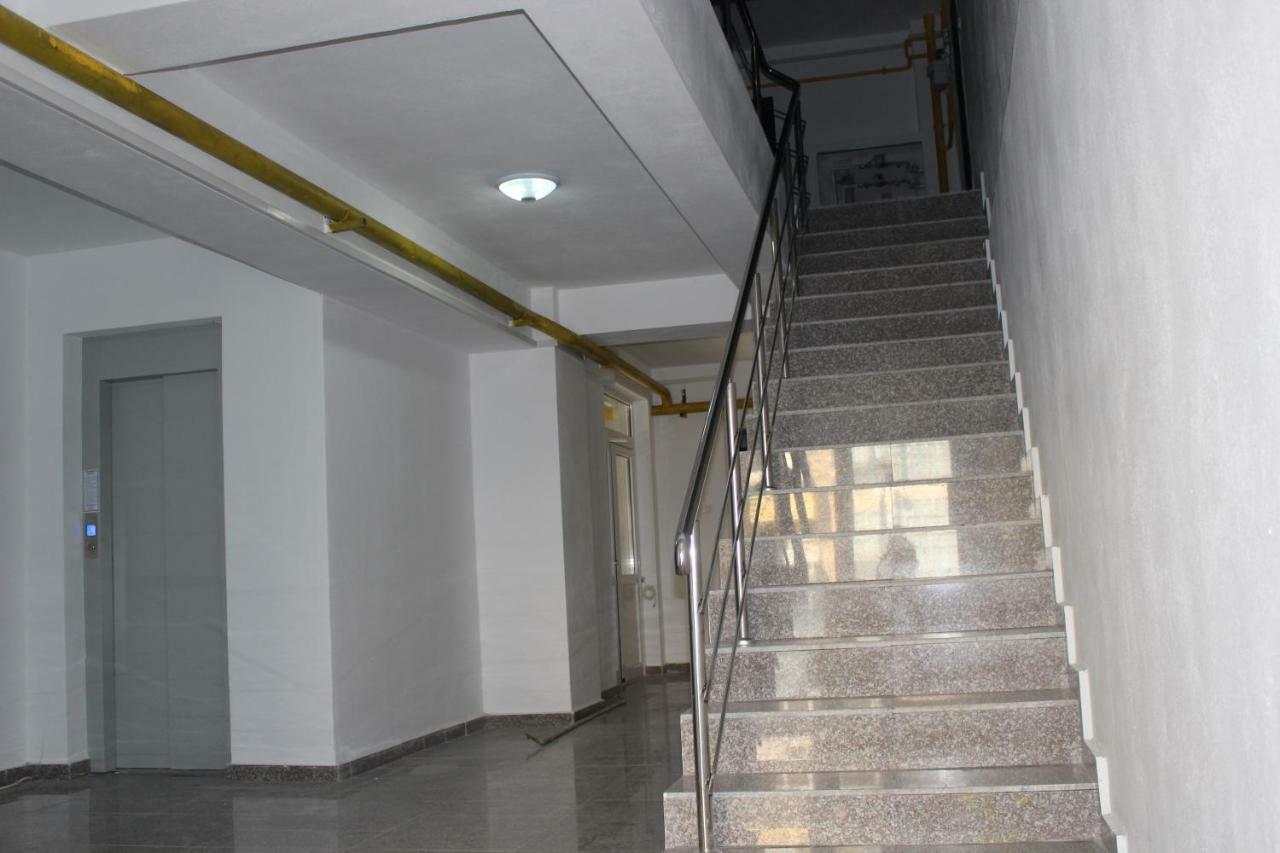 Still Apartament Craiova Luaran gambar